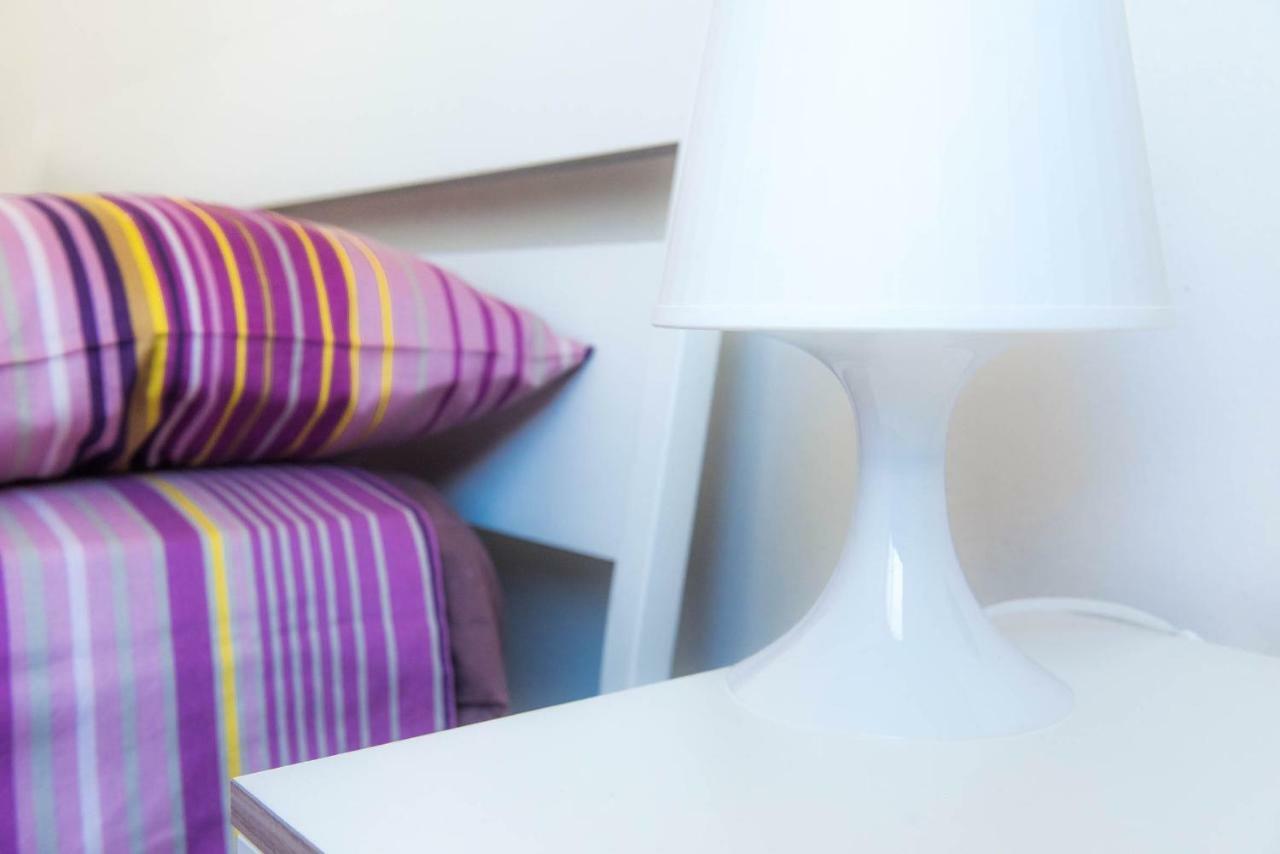 Al Piccolo Molo Apartment โกโม ภายนอก รูปภาพ